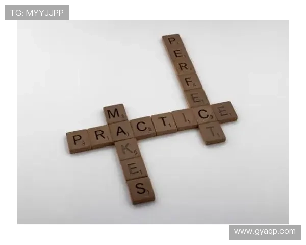 纳兹里德的心路历程从完美主义者到接受自我的转变